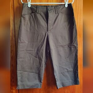 ❤️‍🔥Capri Pants NWOT